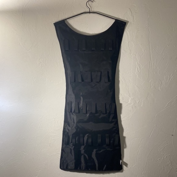 🖤‼️ “UMBRA FROM THE CONTAINER STORE” Hanging Jewelry Holder - Picture 2 of 2